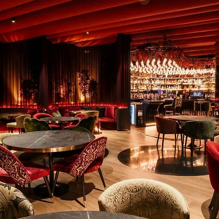 Nh Gran Casino De Extremadura 5*