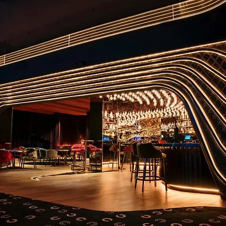 Nh Gran Casino De Extremadura Hotel 5*