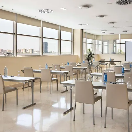 Nh Gran Casino De Extremadura 5*