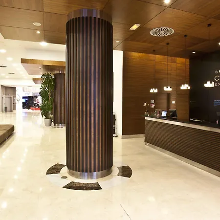 Nh Gran Casino De Extremadura 5*