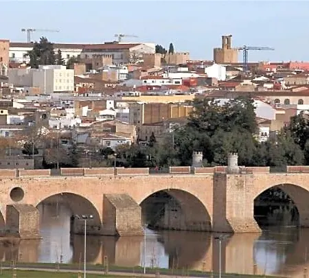Nh Gran Casino De Extremadura 5* Бадахос