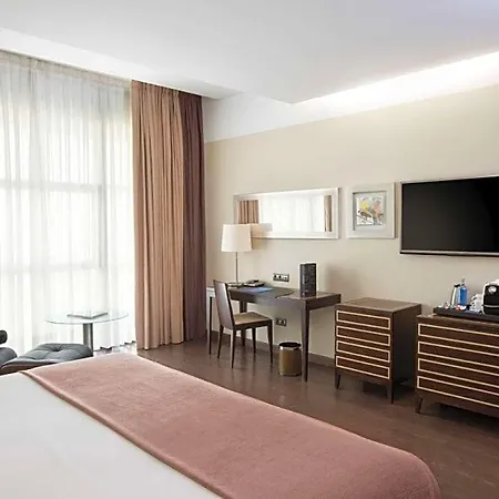 Nh Gran Casino De Extremadura Отель Бадахос