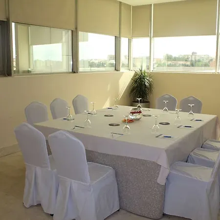 Nh Gran Casino De Extremadura 5*