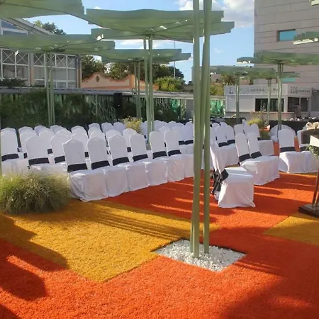 Nh Gran Casino De Extremadura 5*