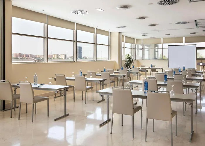 Nh Gran Casino De Extremadura 5*