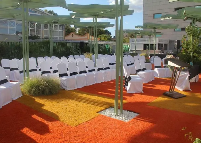 Nh Gran Casino De Extremadura 5*