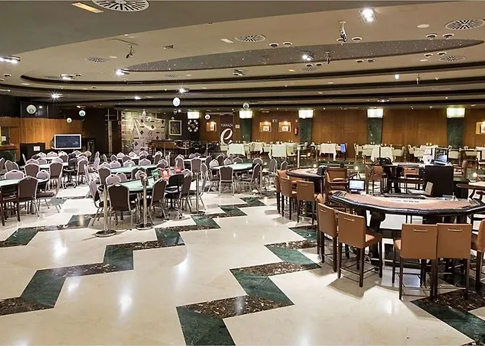 Szálloda Nh Gran Casino De Extremadura 5*